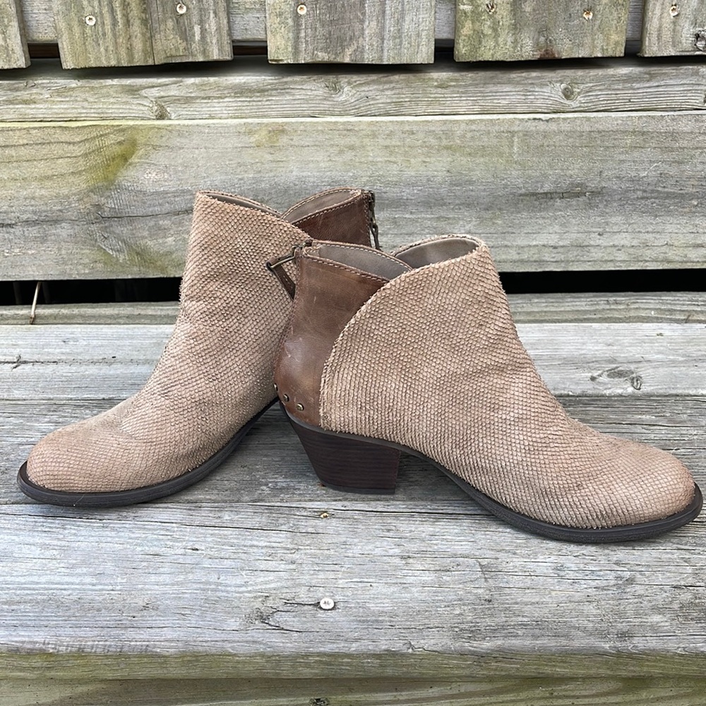 Suede and leather heeled boots
